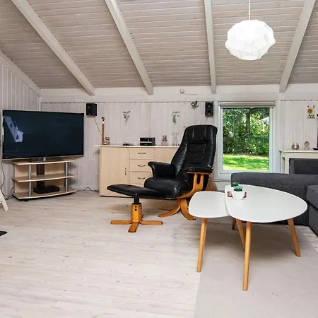 6 Person In Ulfborg-by Traum *