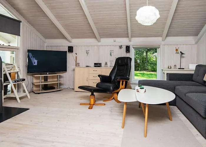 6 Person In Ulfborg-by Traum *